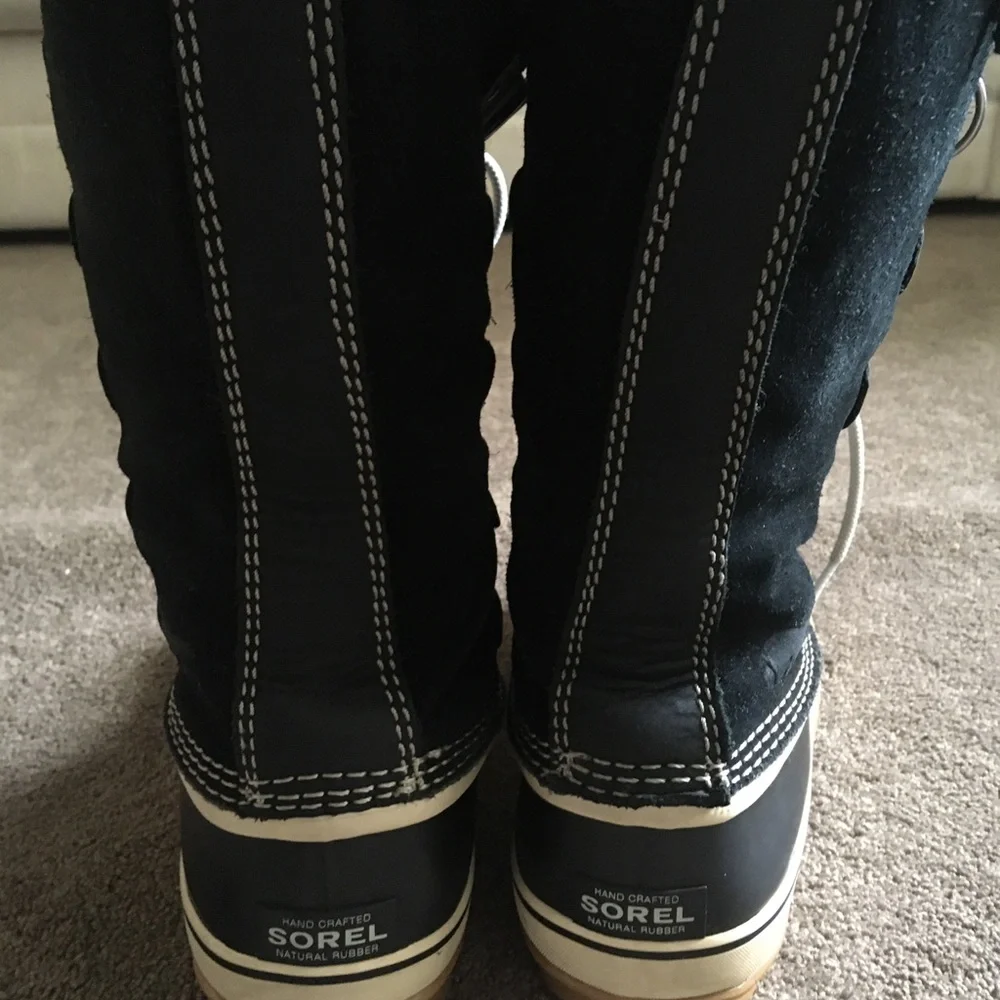 Sorel Black and White Winter Lace-Up Rain Boots